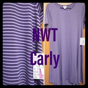 NWT LulaRoe Carly, Size Medium